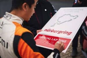 xiaomi-yu7-gt-breaks-suv-nurburgring-record (1)