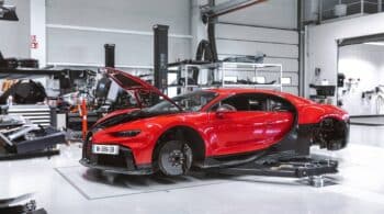 Χρέωνε 1.185 ευρώ την εργατοώρα και μήνυσε τη Bugatti