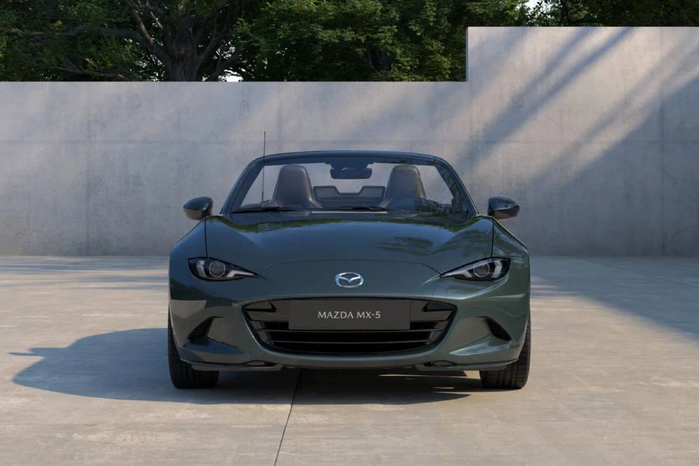 https://cdn.autogreeknews.gr/wp-content/uploads/2026/06/02_MX-502_2027_Mazda_MX-5_Zinc-Green_Footage_Exter.jpg