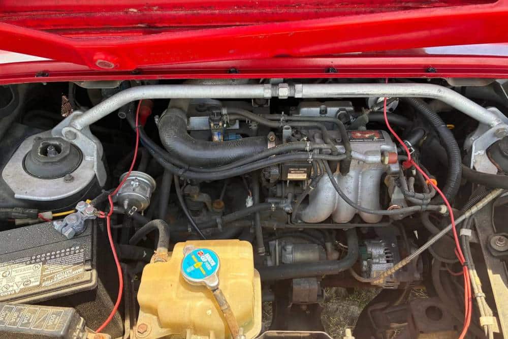 https://cdn.autogreeknews.gr/wp-content/uploads/2026/06/1992-Autozam-AZ1-Cars-Bids-00004-2048x1536-1.jpg