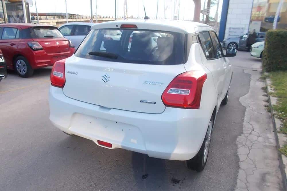 https://cdn.autogreeknews.gr/wp-content/uploads/2026/06/2023-Suzuki-Swift-GL-HYBRID-AUTO-4.jpg