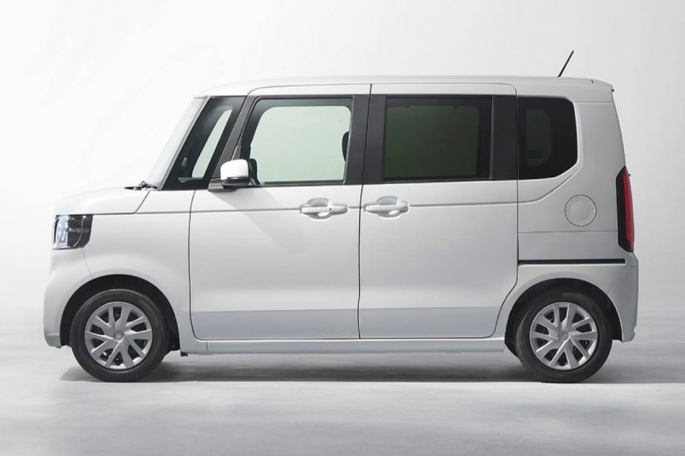 https://cdn.autogreeknews.gr/wp-content/uploads/2026/06/2026-honda-n-box-10.jpg