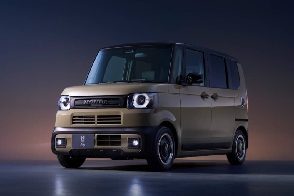 https://cdn.autogreeknews.gr/wp-content/uploads/2026/06/2026-honda-n-box.jpg