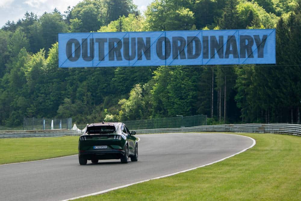 https://cdn.autogreeknews.gr/wp-content/uploads/2026/06/2026_Ford_Mustang_Mach-E_Rally_19.jpg