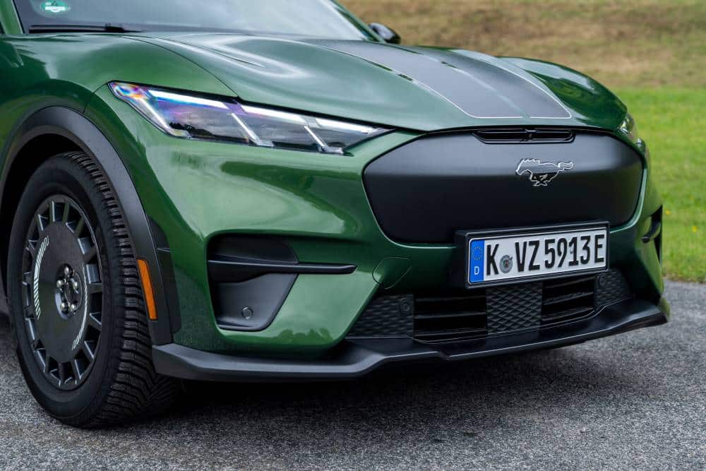 https://cdn.autogreeknews.gr/wp-content/uploads/2026/06/2026_Ford_Mustang_Mach-E_Rally_8.jpg