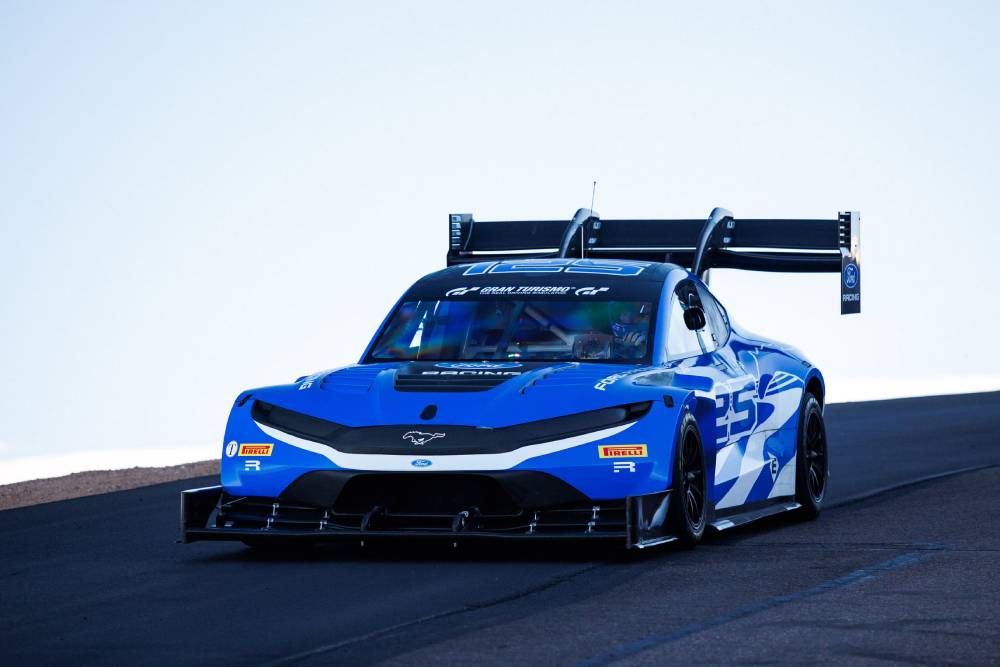 https://cdn.autogreeknews.gr/wp-content/uploads/2026/06/2026_Super_Mustang_Mach-E_EV_demonstrator_Pikes_Peak_testing_3_14-1.jpg