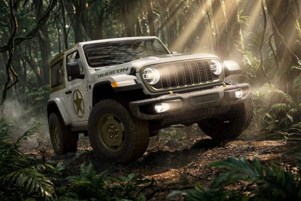 https://cdn.autogreeknews.gr/wp-content/uploads/2026/06/2027-Jeep-Wrangler-Sarge-612-3-2048x1398-1.jpg