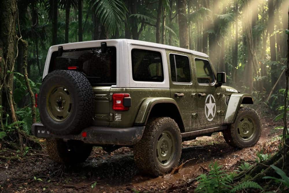 https://cdn.autogreeknews.gr/wp-content/uploads/2026/06/2027-Jeep-Wrangler-Sarge-612-7-2048x1152-1.jpg