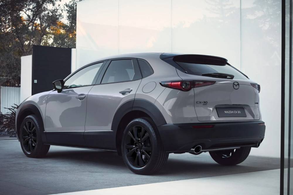 https://cdn.autogreeknews.gr/wp-content/uploads/2026/06/2027-Mazda-CX-30-Makoto-Europe-6-2048x1366-1.jpg