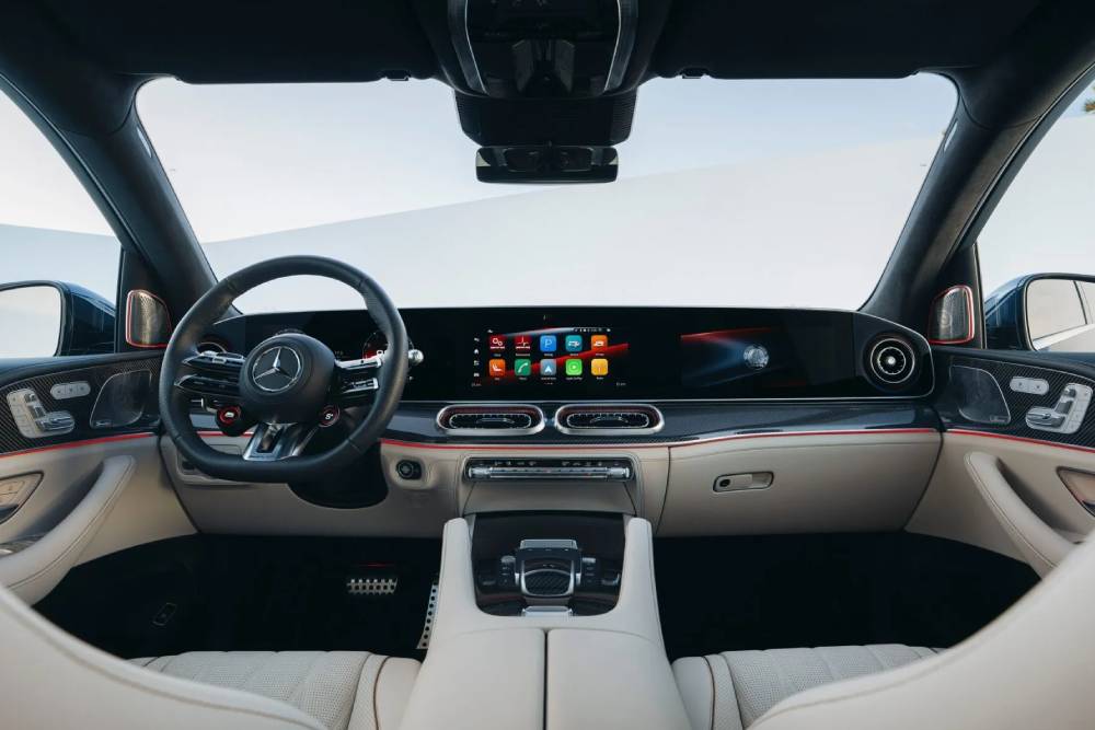 https://cdn.autogreeknews.gr/wp-content/uploads/2026/06/2027-Mercedes-AMG-GLE-GLS-63-34-2048x1366-1.jpg