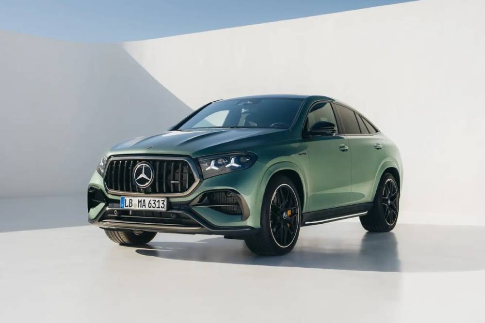 https://cdn.autogreeknews.gr/wp-content/uploads/2026/06/2027-Mercedes-AMG-GLE-GLS-63-7-2048x1366-1.jpg