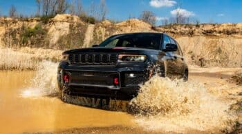 Premium ορειβάτης το νέο Jeep Grand Cherokee Trailhawk