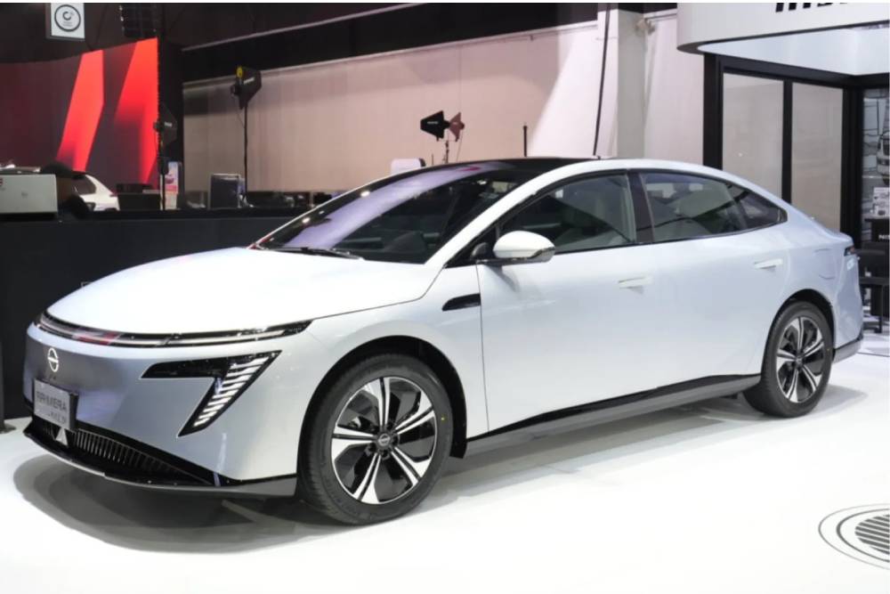 https://cdn.autogreeknews.gr/wp-content/uploads/2026/06/260604-01_Primera-EV-1.jpg