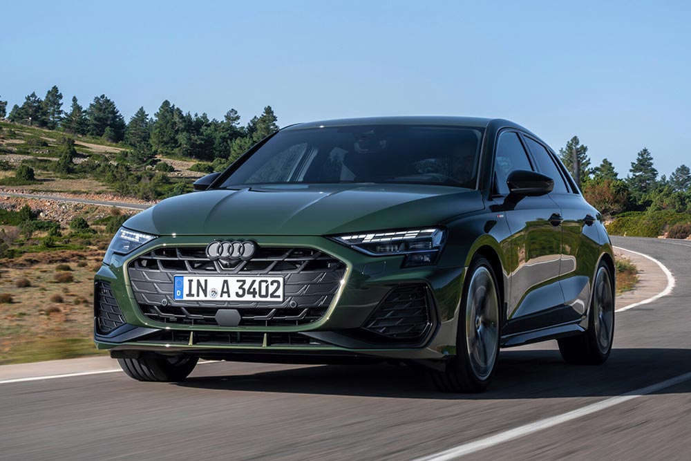 https://cdn.autogreeknews.gr/wp-content/uploads/2026/06/Audi-A3-2026-12.jpg