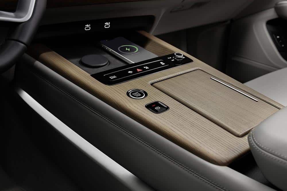 https://cdn.autogreeknews.gr/wp-content/uploads/2026/06/Audi-Q7-11.jpg