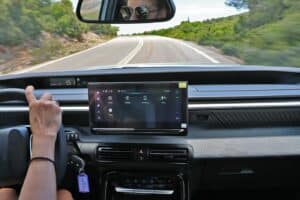 Citroen-C3-driving