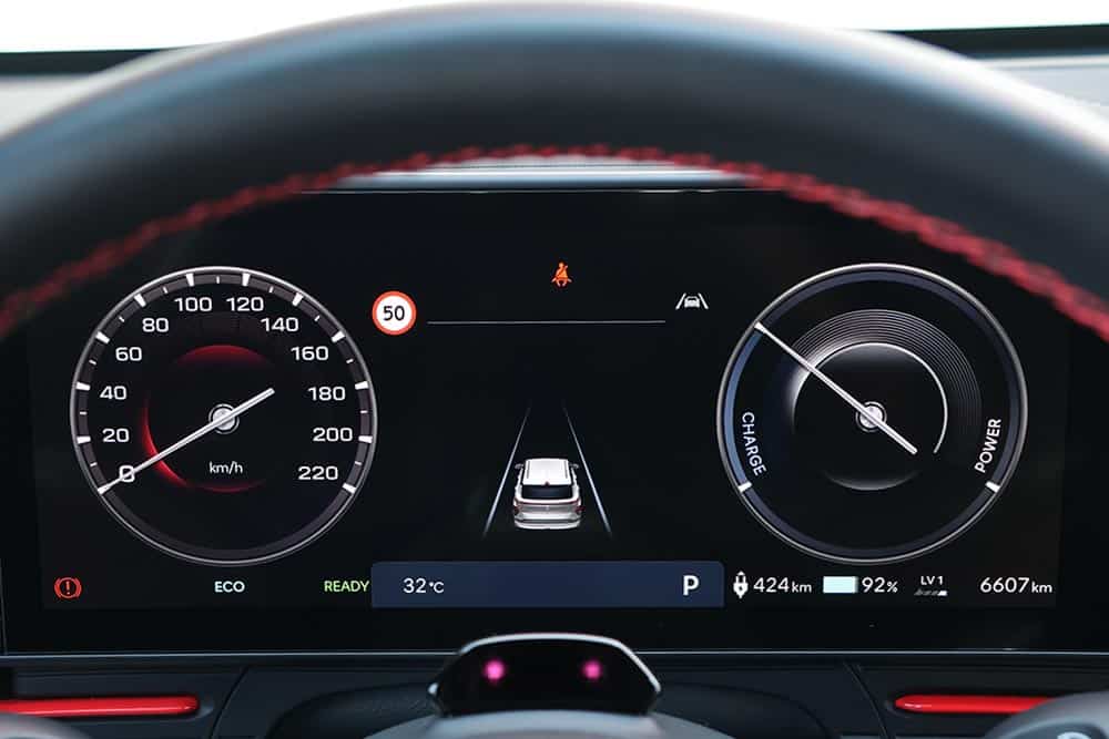 https://cdn.autogreeknews.gr/wp-content/uploads/2026/06/Hyundai-Kona-Electric-MY26-N-Line-interior-19.jpg