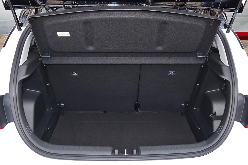 https://cdn.autogreeknews.gr/wp-content/uploads/2026/06/Hyundai-i20-1.0T-100-HP-FL-16.jpg