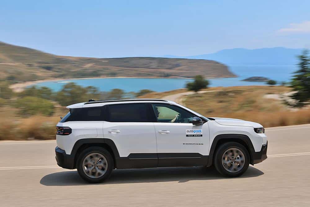 https://cdn.autogreeknews.gr/wp-content/uploads/2026/06/Jeep-Compass-e–Hybrid-145-31.jpg