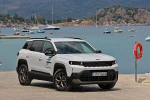 Jeep Compass e–Hybrid 145 (36)
