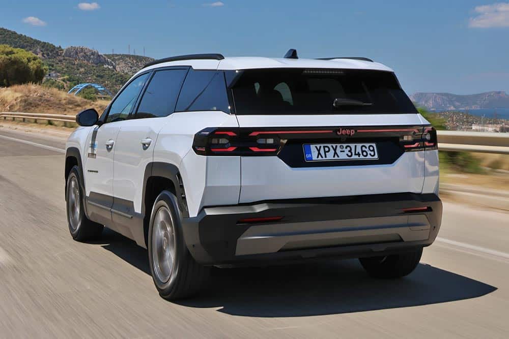 https://cdn.autogreeknews.gr/wp-content/uploads/2026/06/Jeep-Compass-e–Hybrid-145-5.jpg