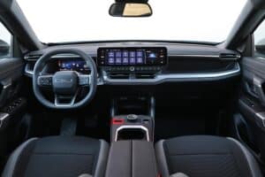 Jeep Compass e–Hybrid 145 interior (10)