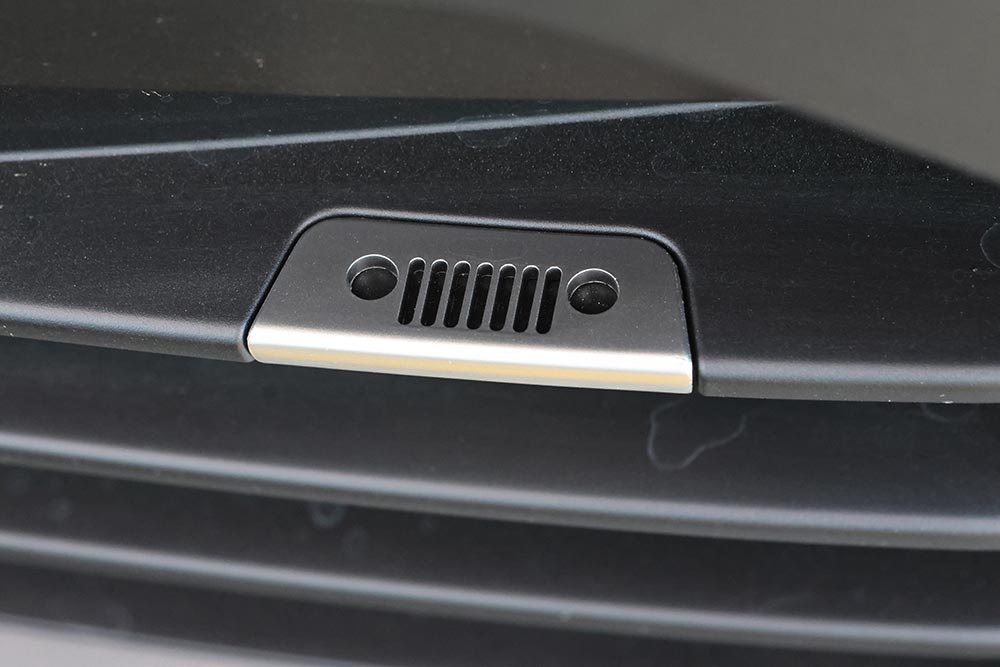 https://cdn.autogreeknews.gr/wp-content/uploads/2026/06/Jeep-Compass.jpg
