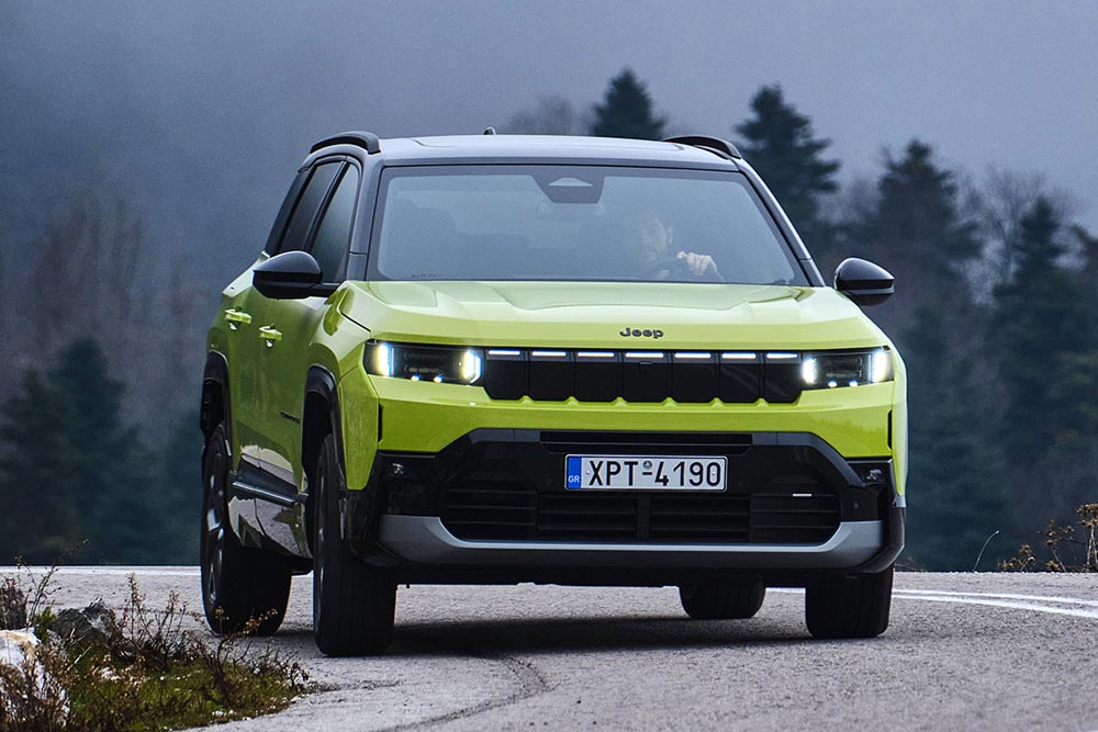 https://cdn.autogreeknews.gr/wp-content/uploads/2026/06/Jeep_Compass_2026-19.jpg