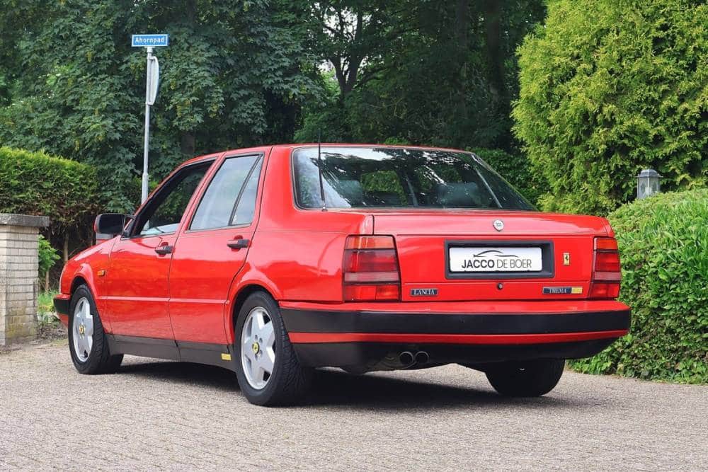 https://cdn.autogreeknews.gr/wp-content/uploads/2026/06/Lancia_Thema_8_32_1988_Ferrari_Rosso_Corsa_2026_pr-2.jpg