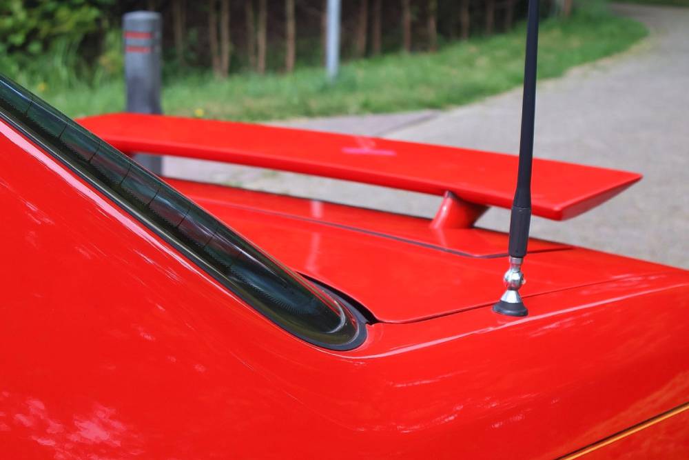 https://cdn.autogreeknews.gr/wp-content/uploads/2026/06/Lancia_Thema_8_32_1988_Ferrari_Rosso_Corsa_2026_pr-6.jpg
