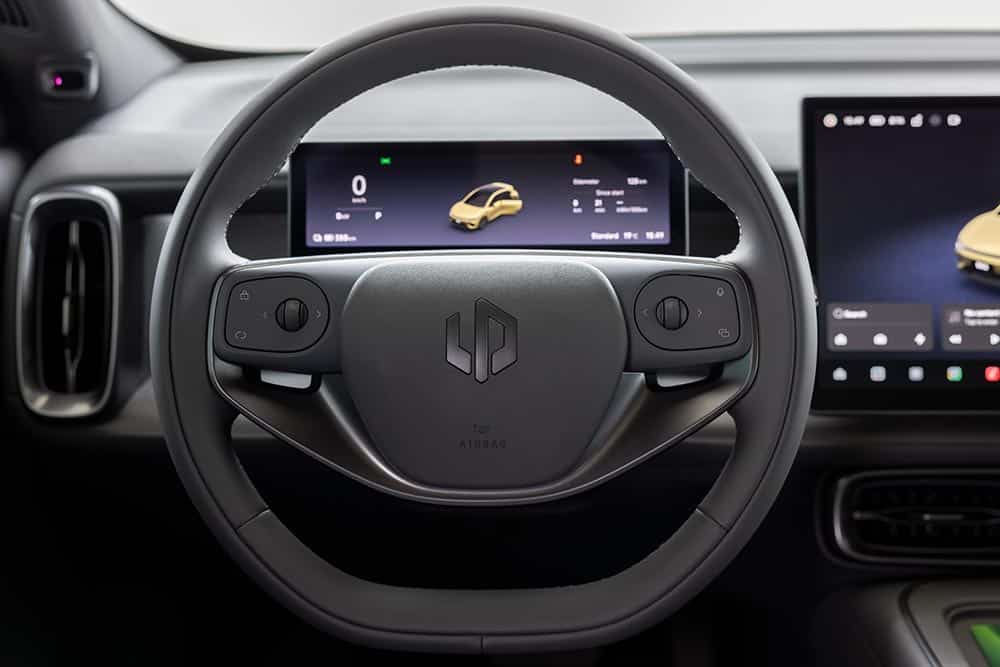 https://cdn.autogreeknews.gr/wp-content/uploads/2026/06/Leapmotor-B05-16.jpg