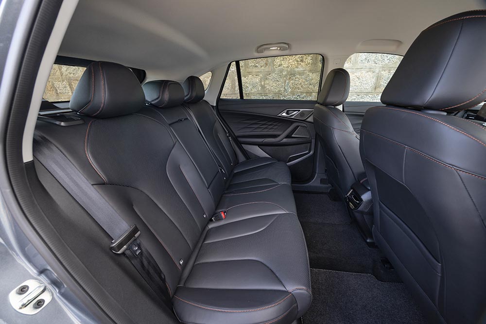 https://cdn.autogreeknews.gr/wp-content/uploads/2026/06/MG-HS-PHEV-3.jpg