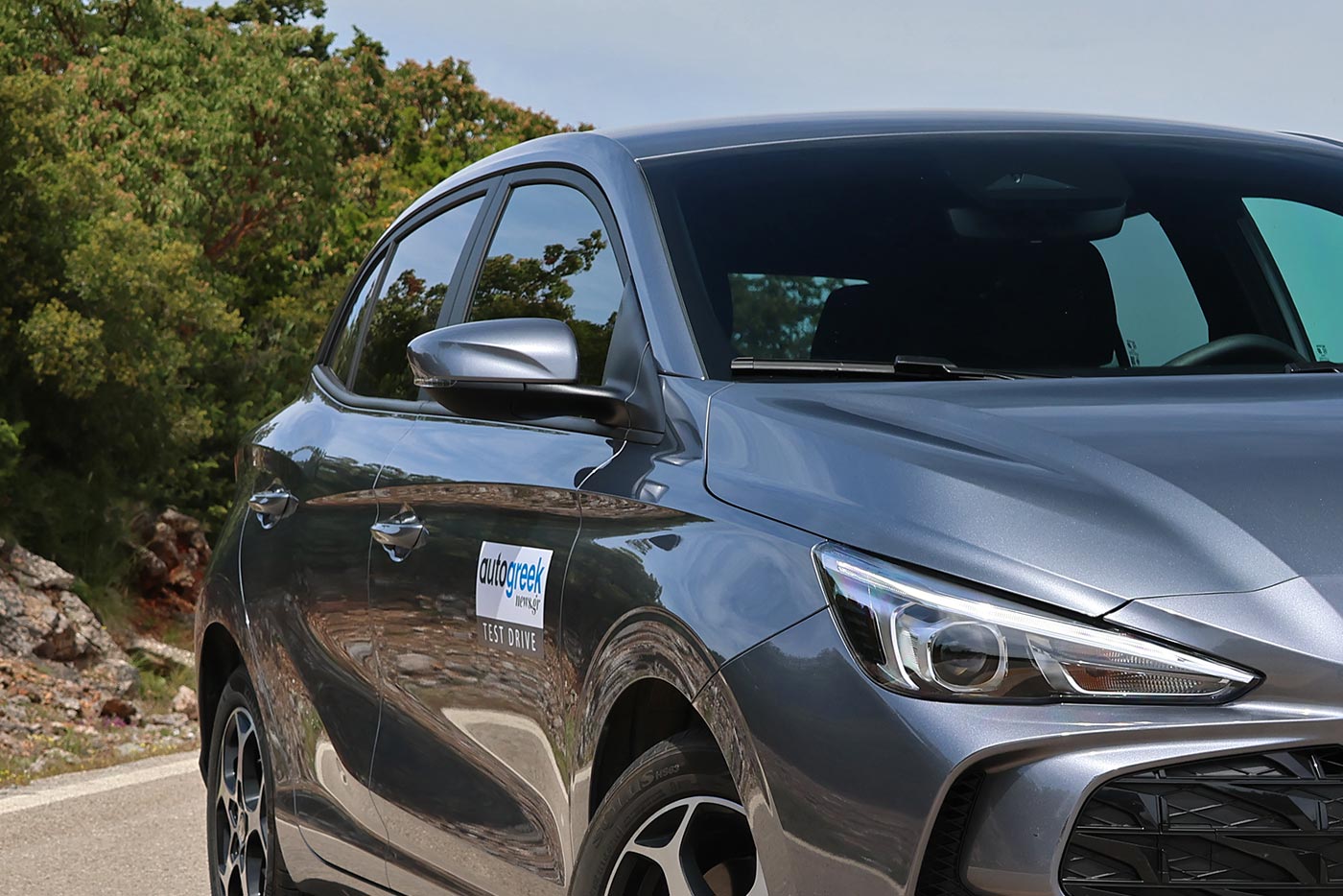 https://cdn.autogreeknews.gr/wp-content/uploads/2026/06/MG3-front.jpg