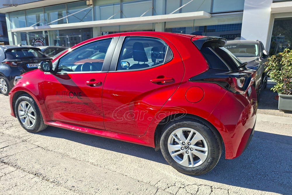 https://cdn.autogreeknews.gr/wp-content/uploads/2026/06/Mazda2-Hybrid-2025-4.jpg