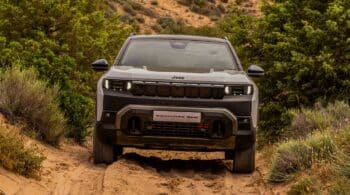 Το νέο Jeep Compass 4xe βάζει στην πρίζα την Ευρώπη