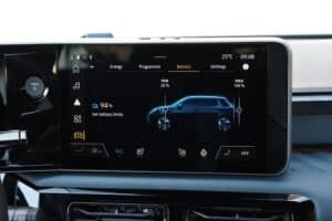 Nissan Micra electric interior (19)