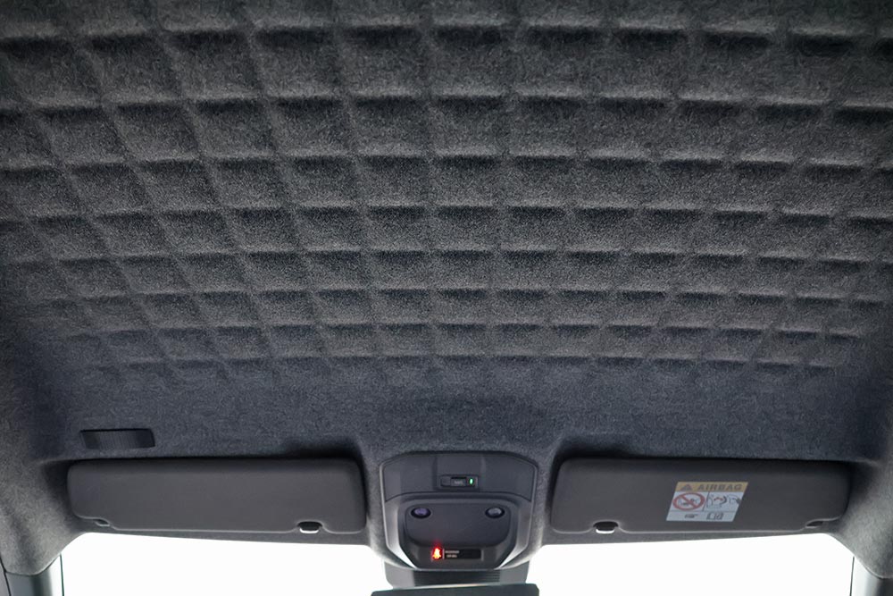 https://cdn.autogreeknews.gr/wp-content/uploads/2026/06/Nissan-Micra-electric-interior-7.jpg