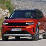 Opel-Frontera-kinisi