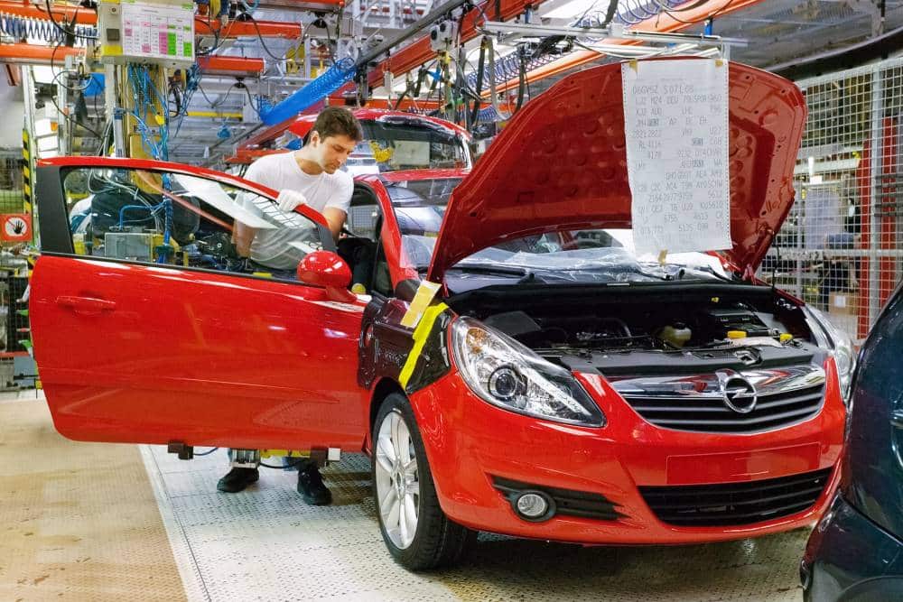 https://cdn.autogreeknews.gr/wp-content/uploads/2026/06/OpelCorsaD-2-1.jpg