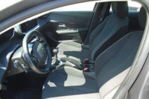 Peugeot 208 1.5 BlueHDi 2022 (8)