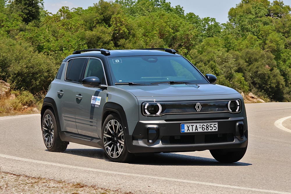 https://cdn.autogreeknews.gr/wp-content/uploads/2026/06/Renault-4-E-Tech-150-HP-18.jpg