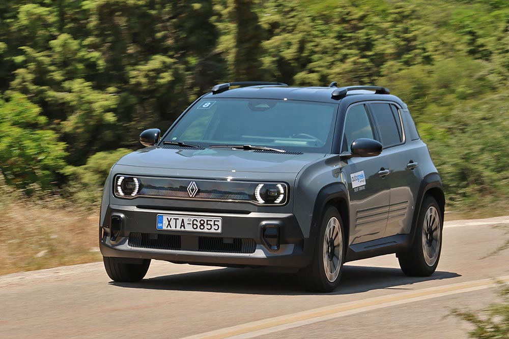 https://cdn.autogreeknews.gr/wp-content/uploads/2026/06/Renault-4-E-Tech-150-HP-7.jpg
