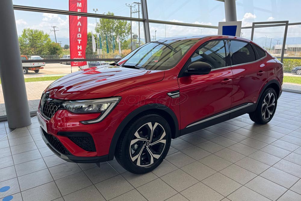 https://cdn.autogreeknews.gr/wp-content/uploads/2026/06/Renault-Arkana-2026-1.jpg