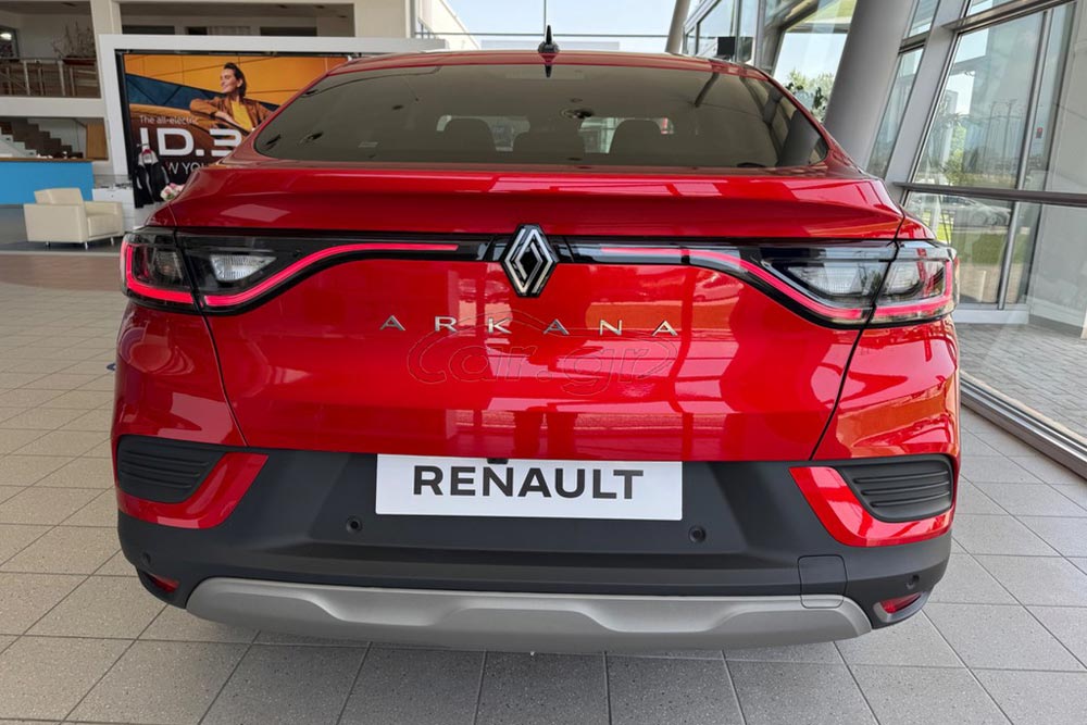 https://cdn.autogreeknews.gr/wp-content/uploads/2026/06/Renault-Arkana-2026-3.jpg