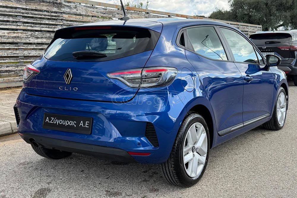 https://cdn.autogreeknews.gr/wp-content/uploads/2026/06/Renault-Clio-LPG-2025-used-7.jpg