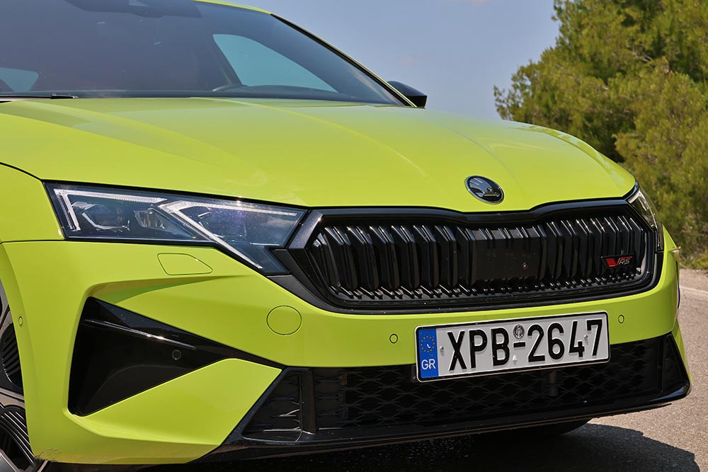 https://cdn.autogreeknews.gr/wp-content/uploads/2026/06/Skoda-Octavia-Grand-Coupe-RS-2.0-TSI-265PS-DSG7-11.jpg