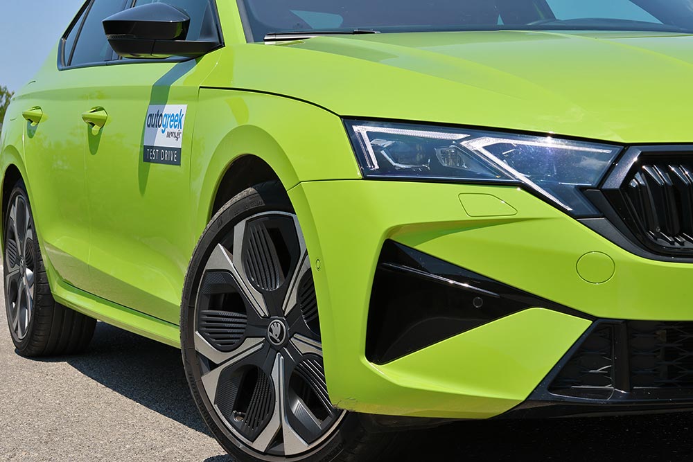 https://cdn.autogreeknews.gr/wp-content/uploads/2026/06/Skoda-Octavia-Grand-Coupe-RS-2.0-TSI-265PS-DSG7-12.jpg