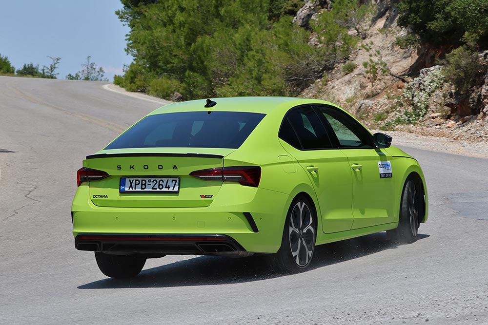 https://cdn.autogreeknews.gr/wp-content/uploads/2026/06/Skoda-Octavia-Grand-Coupe-RS-2.0-TSI-265PS-DSG7-15.jpg