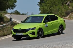 Skoda Octavia Grand Coupe RS 2.0 TSI 265PS DSG7 (16)