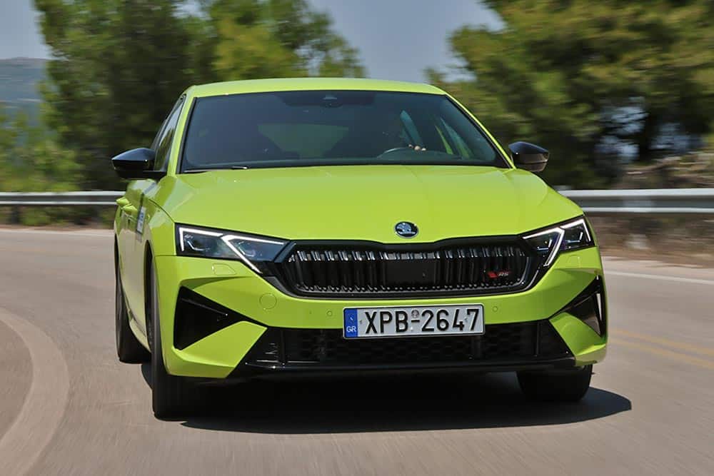 https://cdn.autogreeknews.gr/wp-content/uploads/2026/06/Skoda-Octavia-Grand-Coupe-RS-2.0-TSI-265PS-DSG7-20.jpg